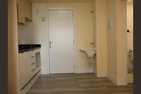 Apartamento para alugar com 3255m², 2 quartos e sem vagaCozinha e Área de Serviço