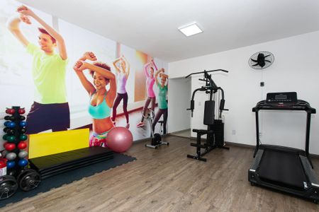 Apartamento para alugar com 49m², 2 quartos e 1 vaga Apartamento para alugar com 49m², 2 quartos e 1 vagaÁrea comum - Academia
