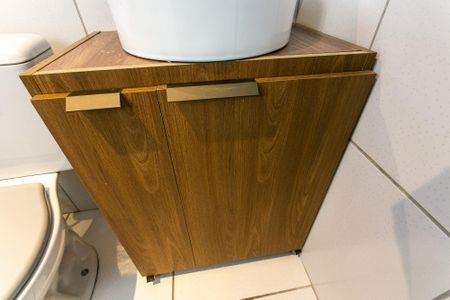 Apartamento para alugar com 49m², 2 quartos e 1 vaga Apartamento para alugar com 49m², 2 quartos e 1 vagaBanheiro