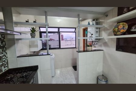 Apartamento à venda com 130m², 3 quartos e 2 vagasCozinha