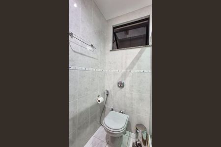 Apartamento à venda com 130m², 3 quartos e 2 vagasBanheiro Social