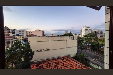 Apartamento à venda com 130m², 3 quartos e 2 vagasVista Área de Serviço
