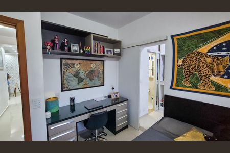 Apartamento à venda com 130m², 3 quartos e 2 vagasQuarto 3