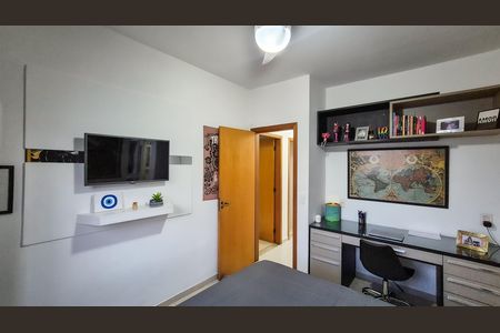 Apartamento à venda com 130m², 3 quartos e 2 vagasQuarto 3