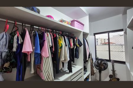 Apartamento à venda com 130m², 3 quartos e 2 vagasCloset Quarto 3
