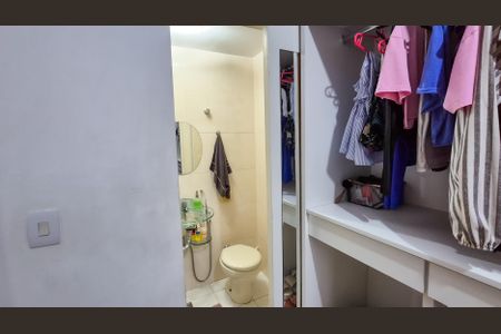 Apartamento à venda com 130m², 3 quartos e 2 vagasBanheiro Quarto 3