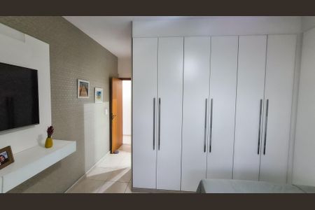 Apartamento à venda com 130m², 3 quartos e 2 vagasQuarto 2