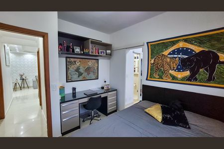 Apartamento à venda com 130m², 3 quartos e 2 vagasQuarto 3