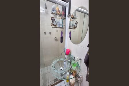 Apartamento à venda com 130m², 3 quartos e 2 vagasBanheiro Quarto 3