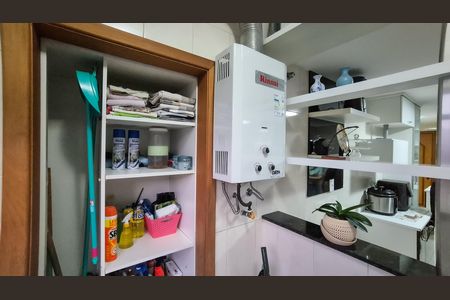 Apartamento à venda com 130m², 3 quartos e 2 vagasÁrea de Serviço