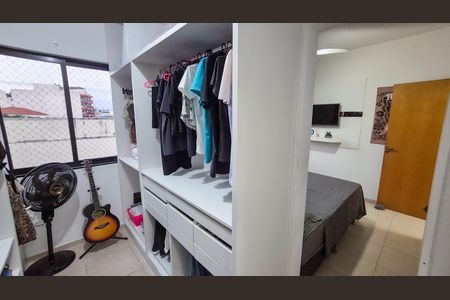 Apartamento à venda com 130m², 3 quartos e 2 vagasCloset Quarto 3