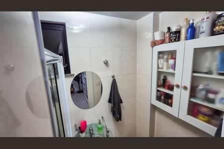 Apartamento à venda com 130m², 3 quartos e 2 vagasBanheiro Quarto 3