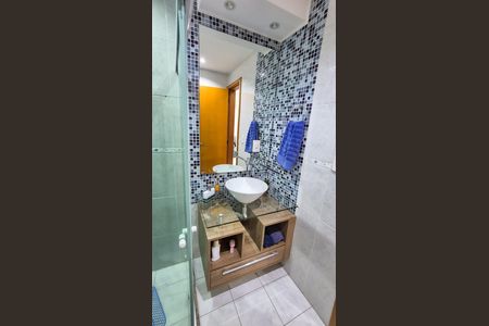 Apartamento à venda com 130m², 3 quartos e 2 vagasBanheiro Social