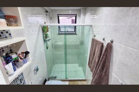 Apartamento à venda com 130m², 3 quartos e 2 vagasBanheiro Quarto 2