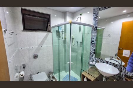 Apartamento à venda com 130m², 3 quartos e 2 vagasBanheiro Social