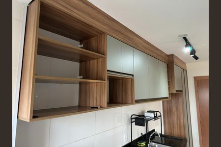 Apartamento para alugar com 47m², 2 quartos e 1 vaga Apartamento para alugar com 47m², 2 quartos e 1 vagaCozinha - Armários