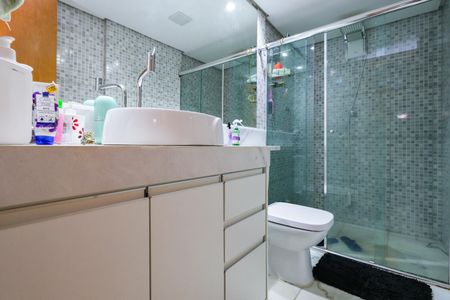 Apartamento à venda com 68m², 3 quartos e 1 vaga Apartamento à venda com 68m², 3 quartos e 1 vagaBanheiro