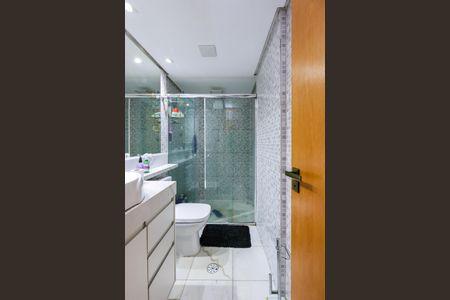 Apartamento à venda com 68m², 3 quartos e 1 vaga Apartamento à venda com 68m², 3 quartos e 1 vagaBanheiro