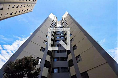 Apartamento à venda com 68m², 3 quartos e 1 vaga Apartamento à venda com 68m², 3 quartos e 1 vagaFachada