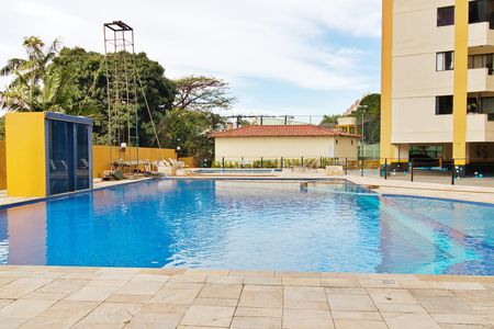 Apartamento à venda com 68m², 3 quartos e 1 vaga Apartamento à venda com 68m², 3 quartos e 1 vagaÁrea comum - Piscina