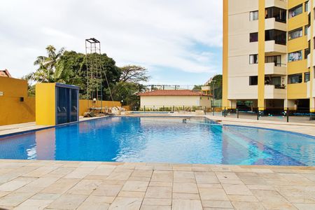 Apartamento à venda com 68m², 3 quartos e 1 vaga Apartamento à venda com 68m², 3 quartos e 1 vagaÁrea comum - Piscina