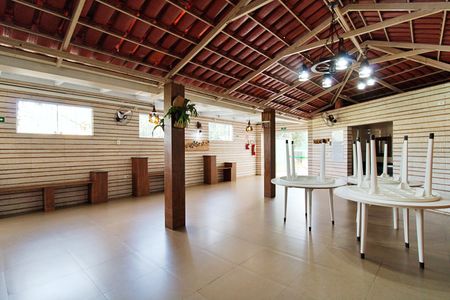 Apartamento à venda com 68m², 3 quartos e 1 vaga Apartamento à venda com 68m², 3 quartos e 1 vagaÁrea comum - Salão de festas