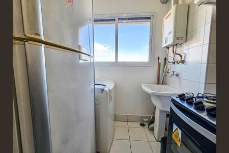 Apartamento para alugar com 84m², 3 quartos e 2 vagas Apartamento para alugar com 84m², 3 quartos e 2 vagasCozinha e Área de Serviço