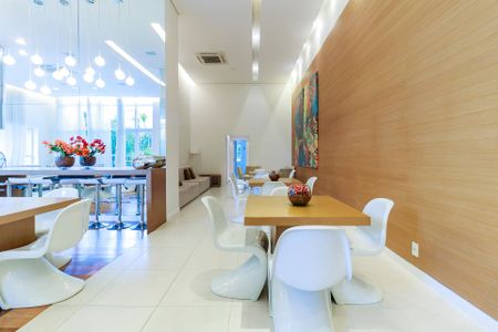 Apartamento para alugar com 84m², 3 quartos e 2 vagas Apartamento para alugar com 84m², 3 quartos e 2 vagasÁrea comum - Salão de festas