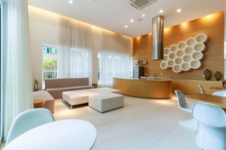 Apartamento para alugar com 84m², 3 quartos e 2 vagas Apartamento para alugar com 84m², 3 quartos e 2 vagasÁrea comum - Salão de festas