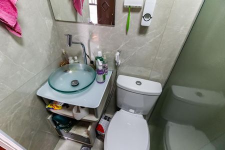 Apartamento à venda com 64m², 2 quartos e 1 vagaBanheiro Corredor