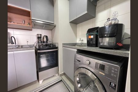 Apartamento à venda com 34m², 2 quartos e sem vaga Apartamento à venda com 34m², 2 quartos e sem vagaCozinha e Área de Serviço