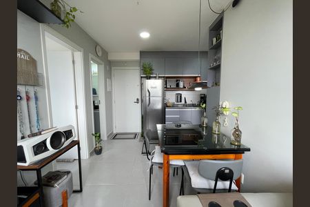 Apartamento à venda com 34m², 2 quartos e sem vaga Apartamento à venda com 34m², 2 quartos e sem vagaSala