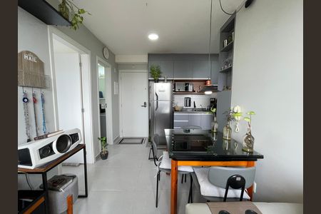 Apartamento à venda com 34m², 2 quartos e sem vaga Apartamento à venda com 34m², 2 quartos e sem vagaSala