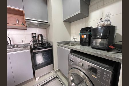 Apartamento à venda com 34m², 2 quartos e sem vaga Apartamento à venda com 34m², 2 quartos e sem vagaCozinha e Área de Serviço