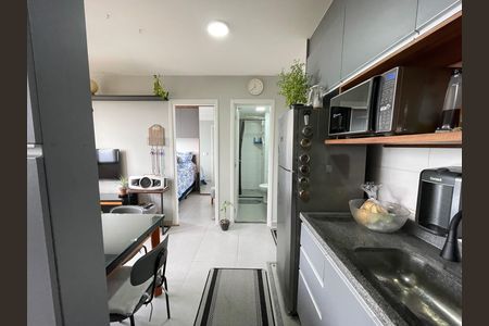 Apartamento à venda com 34m², 2 quartos e sem vaga Apartamento à venda com 34m², 2 quartos e sem vagaCozinha e Área de Serviço