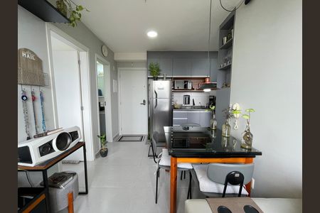 Apartamento à venda com 34m², 2 quartos e sem vaga Apartamento à venda com 34m², 2 quartos e sem vagaSala