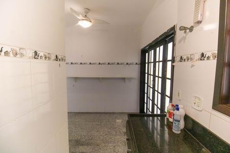Casa para alugar com 200m², 4 quartos e 3 vagasCozinha
