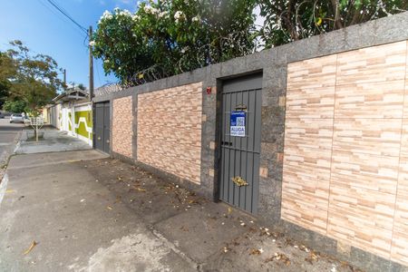 Casa para alugar com 200m², 4 quartos e 3 vagasPlaquinha 