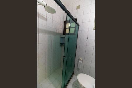 Casa para alugar com 200m², 4 quartos e 3 vagasBanheiro da Suíte