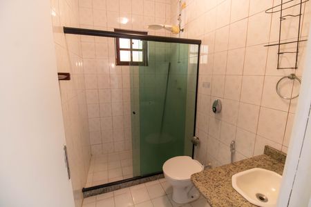 Casa para alugar com 200m², 4 quartos e 3 vagasBanheiro Social
