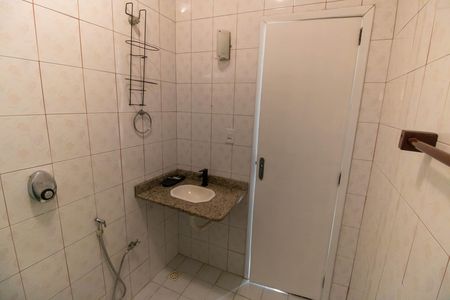 Casa para alugar com 200m², 4 quartos e 3 vagasBanheiro Social