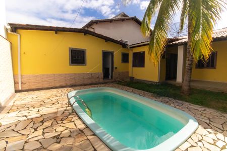 Casa para alugar com 200m², 4 quartos e 3 vagasÁrea externa