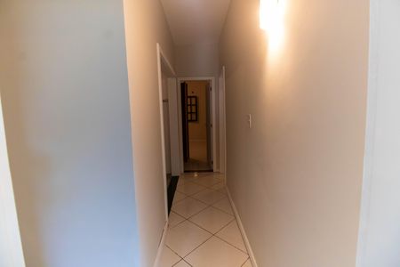 Casa para alugar com 200m², 4 quartos e 3 vagasCorredor