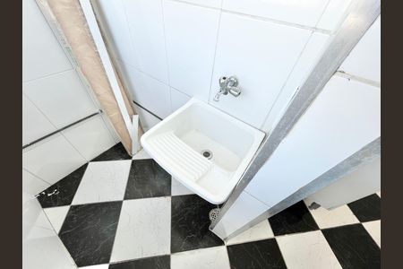 Apartamento para alugar com 48m², 2 quartos e 1 vaga Apartamento para alugar com 48m², 2 quartos e 1 vagaÁrea de Serviço