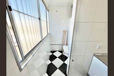 Apartamento para alugar com 48m², 2 quartos e 1 vaga Apartamento para alugar com 48m², 2 quartos e 1 vagaCozinha e Área de Serviço