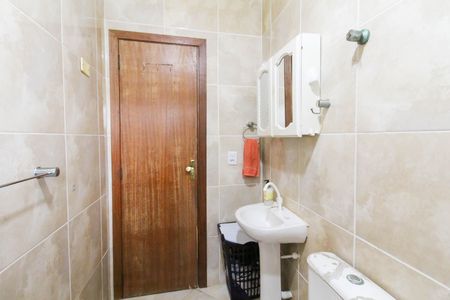 Apartamento para alugar com 68m², 2 quartos e 1 vaga Apartamento para alugar com 68m², 2 quartos e 1 vagaBanheiro