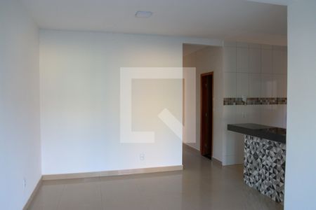 Sala de casa para alugar com 1 quarto, 75m² em Vila Finsocial, Goiânia
