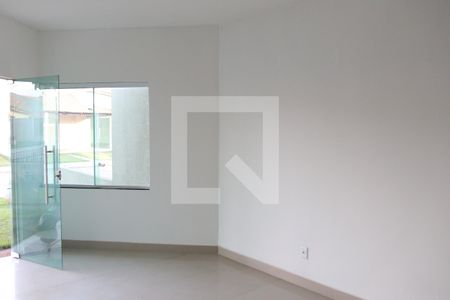 Sala de casa para alugar com 2 quartos, 75m² em Vila Finsocial, Goiânia