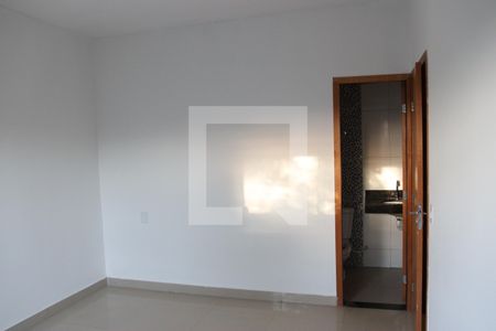 Casa para alugar com 75m², 2 quartos e 1 vagaSuíte