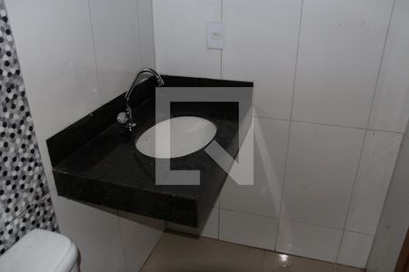 Casa para alugar com 75m², 2 quartos e 1 vagaBanheiro